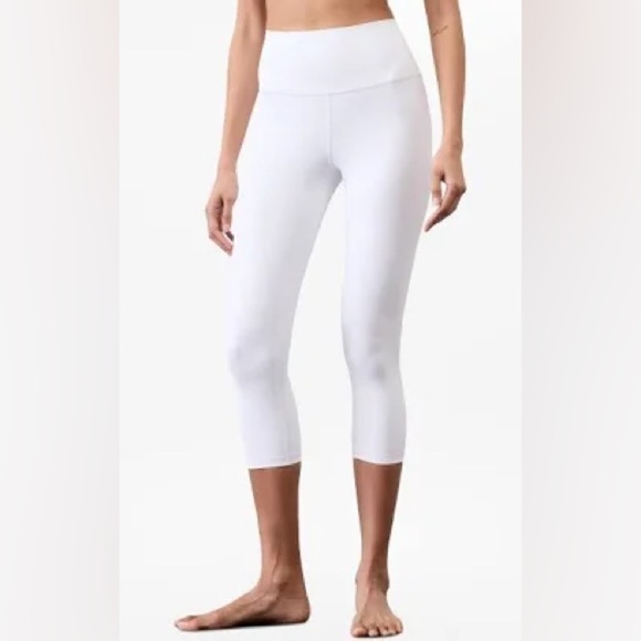 Athleta Elation Capri - White - XS. 2 - Picture 7 of 7